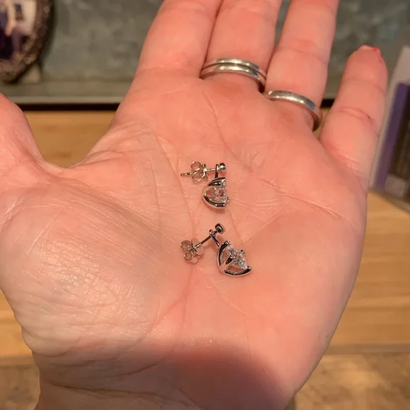 2 ctw Moissanite dangle earrings - Picture 4 of 6